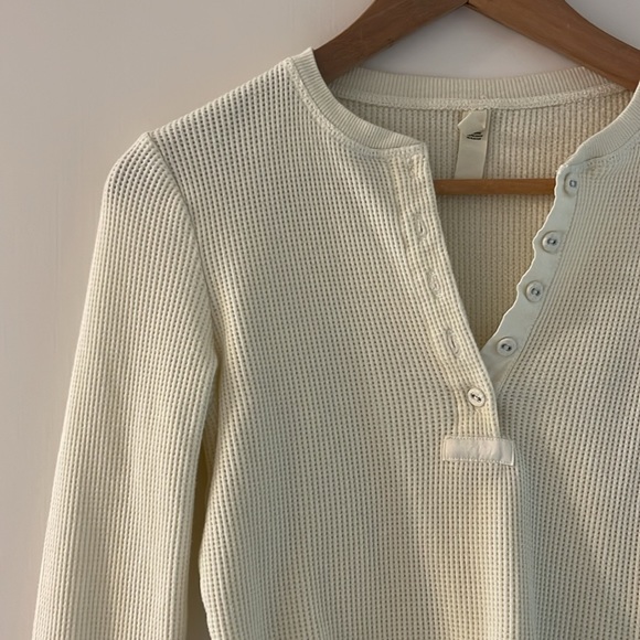 Skims Crop Top Waffle Long Sleeve - Picture 2 of 5